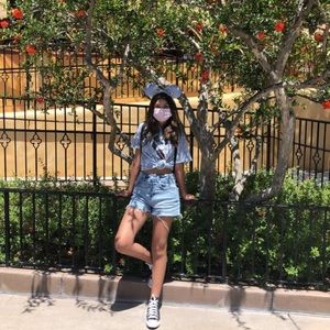 Meet your Posher, Natalie